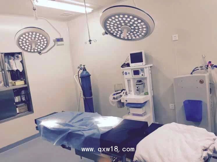 手術(shù)無(wú)影燈 子母手術(shù)燈專業(yè)生產(chǎn)廠