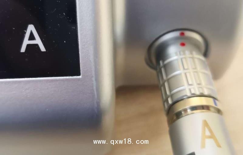 廠家直銷300骨科微創(chuàng)UBE椎間孔鏡動力磨銑鉆系統(tǒng)