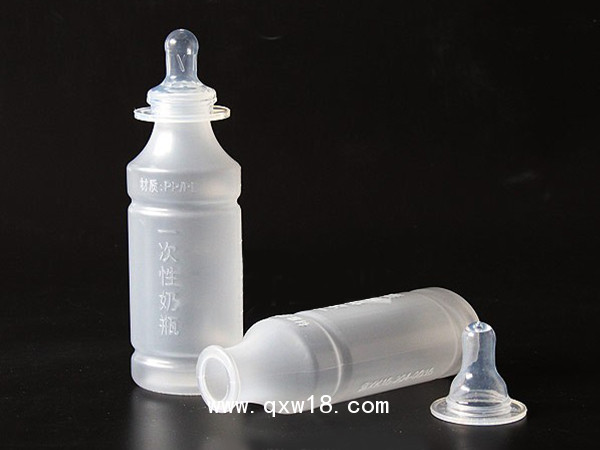 一次性奶瓶 醫(yī)用奶瓶