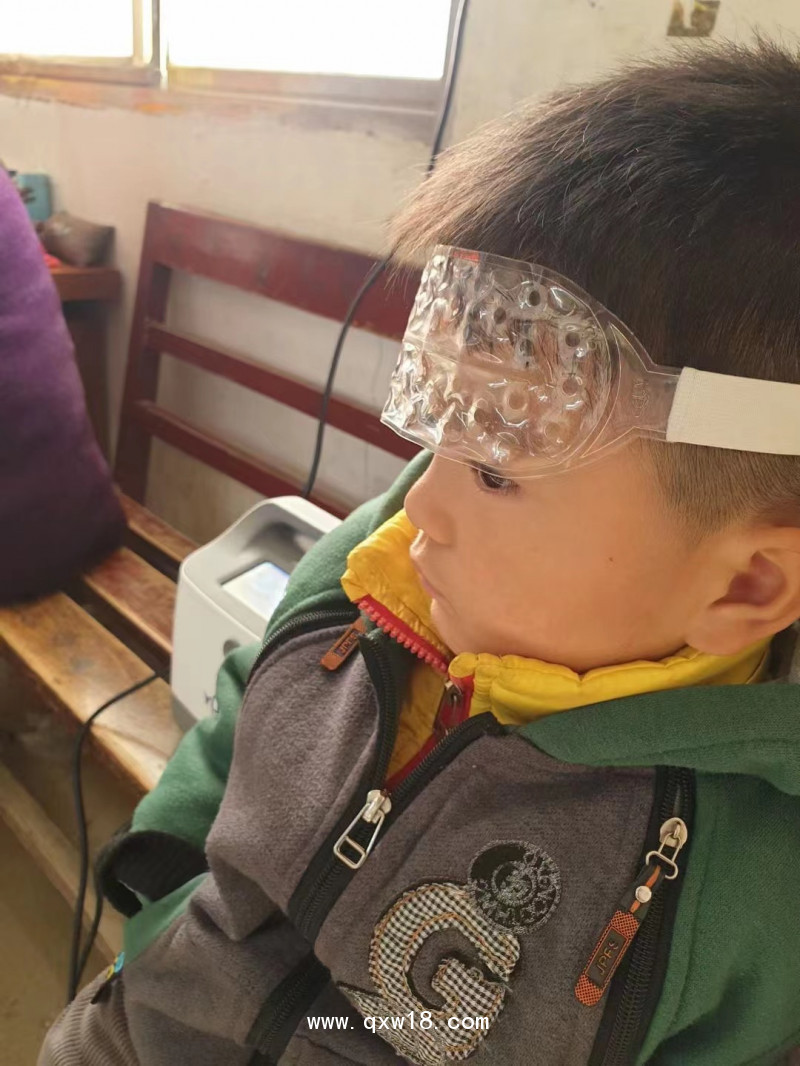 兒童特殊物理降溫治療系統(tǒng)-煜博退燒儀