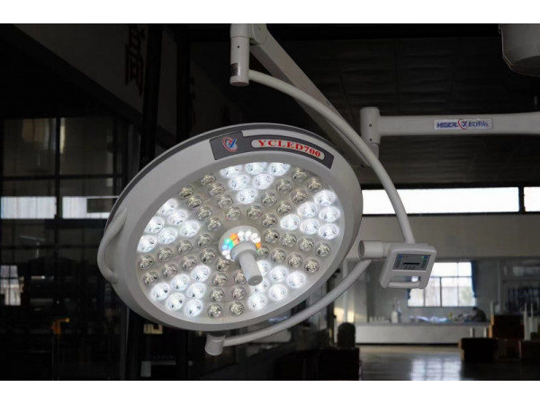 欣雨辰醫(yī)療 手術(shù)燈LED無影燈 實(shí)用性手術(shù)無影燈 美容燈