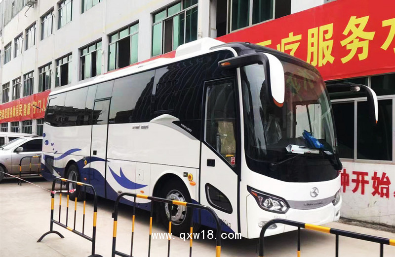 艾克瑞移動牙科車-口腔醫(yī)療車-牙科診療車