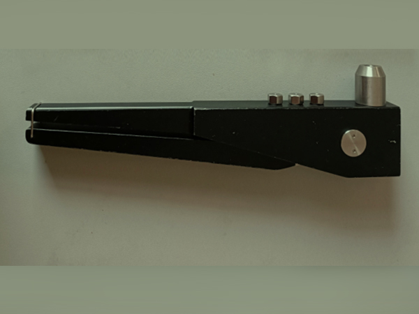 克氏針收緊手術(shù)工具