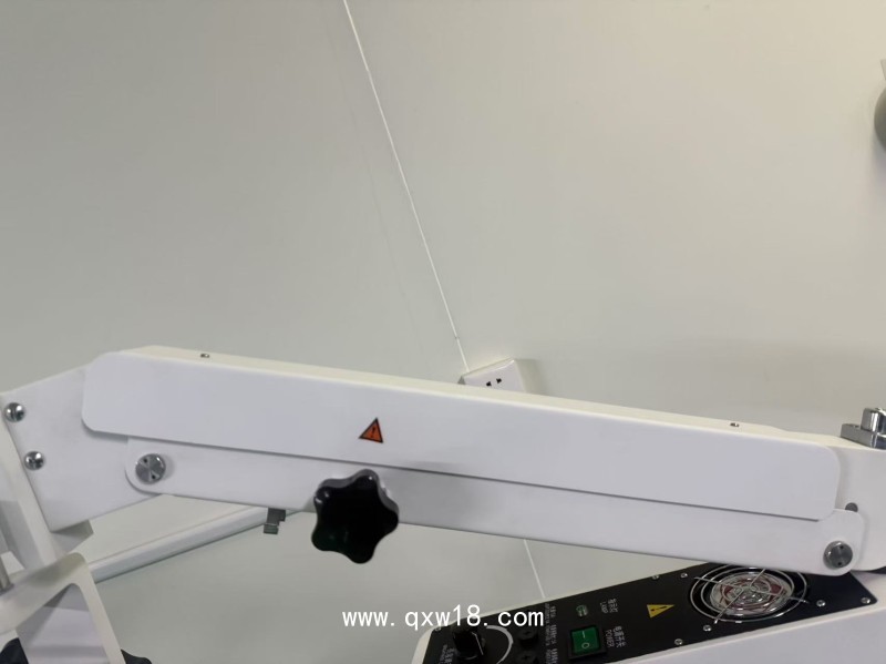 骨科手術(shù)顯微鏡