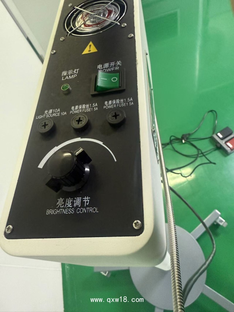 骨科手術(shù)顯微鏡