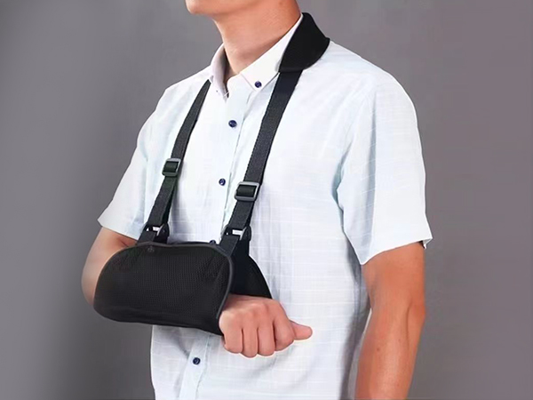 前臂吊帶透氣型