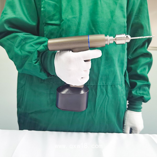 電池供電骨組織手術(shù)設(shè)備-慢鉆（慢速醫(yī)用電動(dòng)骨鉆）