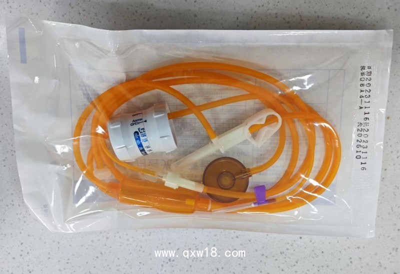 一次性使用避光輸液器 帶針