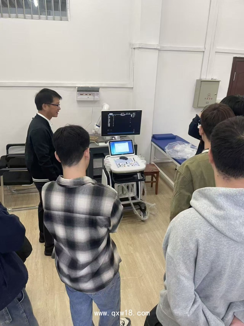 B超機(jī)，彩超儀，彩超機(jī)生產(chǎn)廠家 彩色多普勒超聲診斷系統(tǒng)