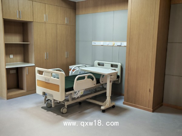 護理床醫(yī)院醫(yī)用病床多功能老人翻身專用臥床病人家用升降床醫(yī)療床