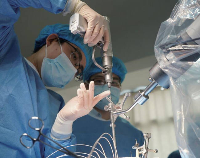 國產手術機器人