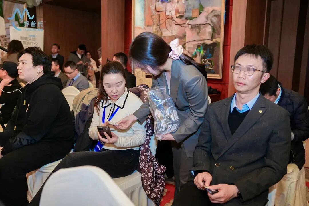 3b03c94711705096105dd9429374161a